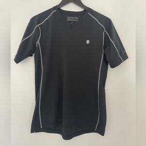 Coolibar UPF 50+ V-Neck Tech Tee Size S